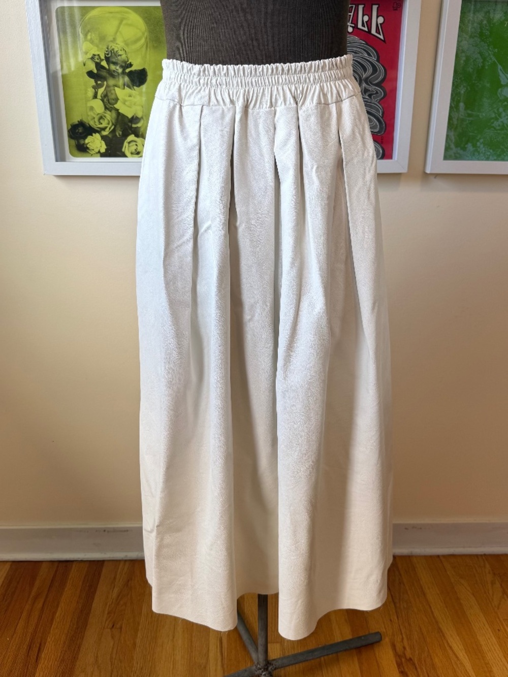 Y2K White Faux Leather Midi Skirt | High Waisted Elastic Waist | Minimalist Luxe